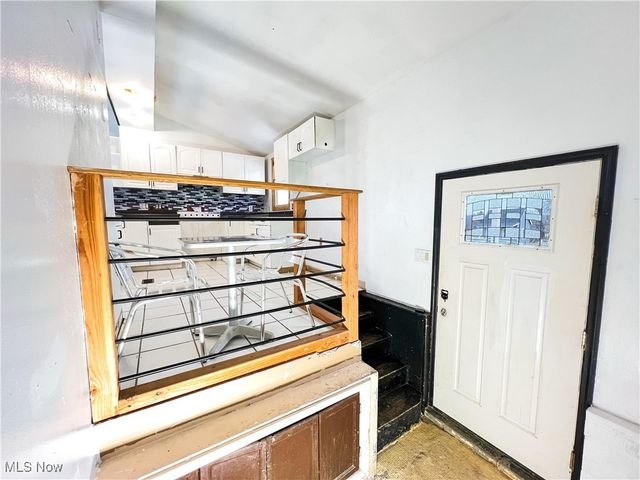 3895 Adamsville Road, Zanesville, OH 43701