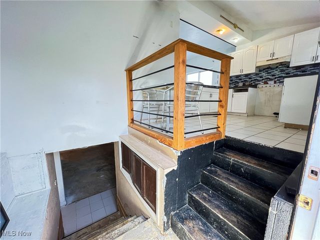 3895 Adamsville Road, Zanesville, OH 43701