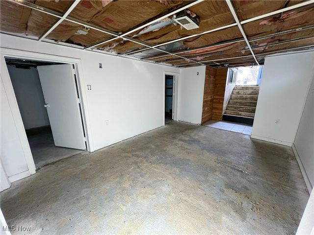 3895 Adamsville Road, Zanesville, OH 43701