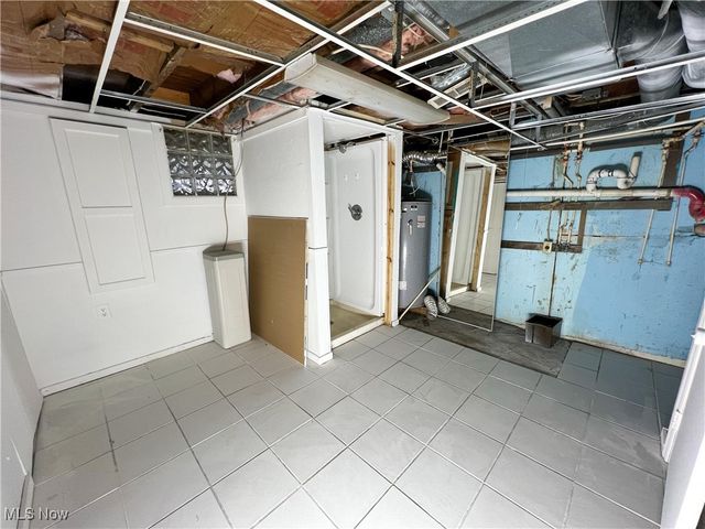 3895 Adamsville Road, Zanesville, OH 43701