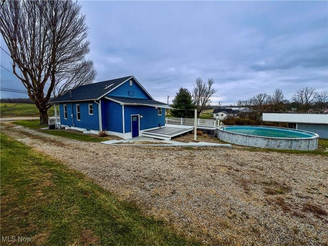 3895 Adamsville Road, Zanesville, OH 43701