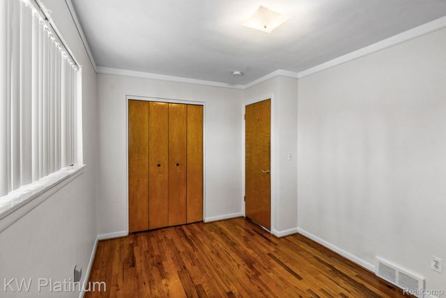 29820 Palomino Drive, Warren, MI 48093