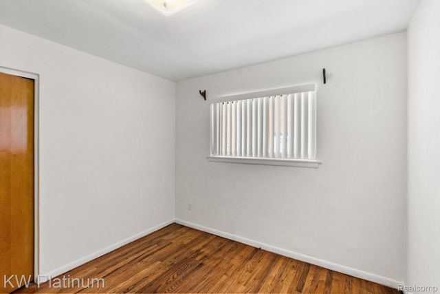 29820 Palomino Drive, Warren, MI 48093