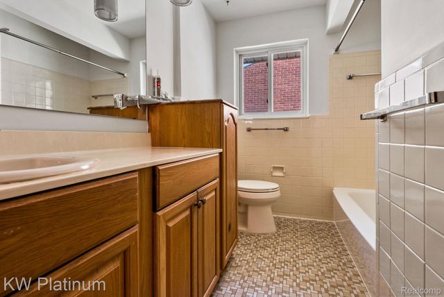 29820 Palomino Drive, Warren, MI 48093