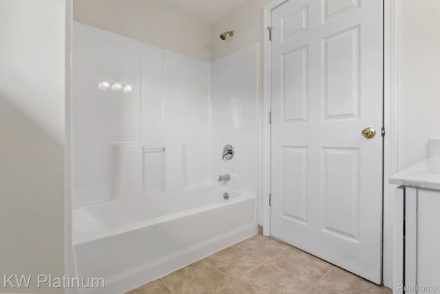 29820 Palomino Drive, Warren, MI 48093