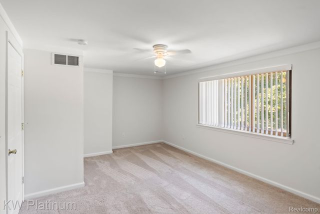 29820 Palomino Drive, Warren, MI 48093