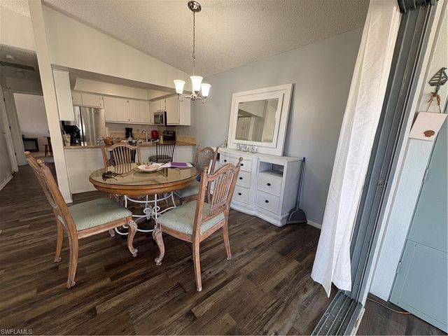 5755 Foxlake DR H, North Fort Myers, FL 33917