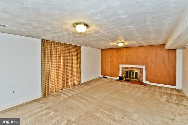100 MEL MARA DR, Oxon Hill, MD 20745