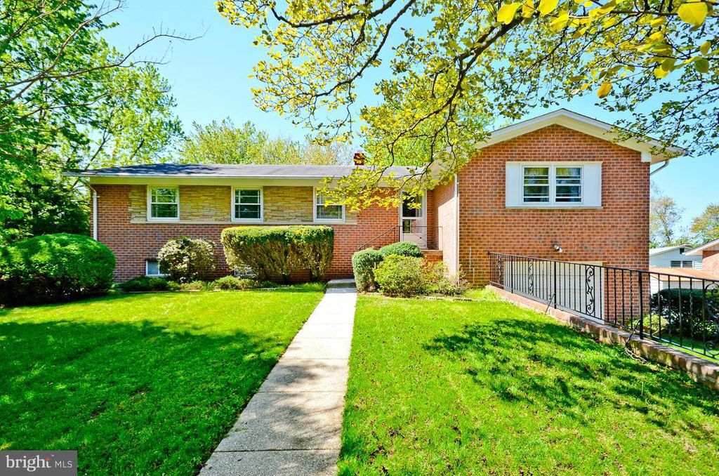 100 MEL MARA DR, Oxon Hill, MD 20745