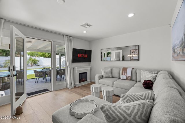 7736 E AVALON Drive, Scottsdale, AZ 85251