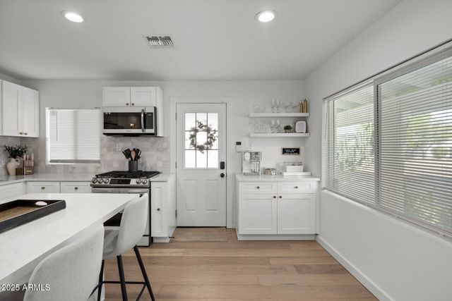 7736 E AVALON Drive, Scottsdale, AZ 85251