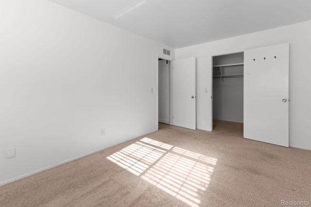 424 Baldwin Avenue 81, Rochester, MI 48307