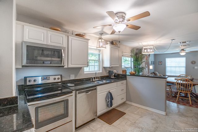 1698 W Bridge, New Braunfels, TX 78130