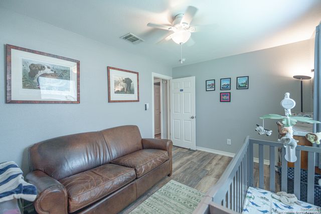 1698 W Bridge, New Braunfels, TX 78130