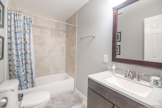 1698 W Bridge, New Braunfels, TX 78130
