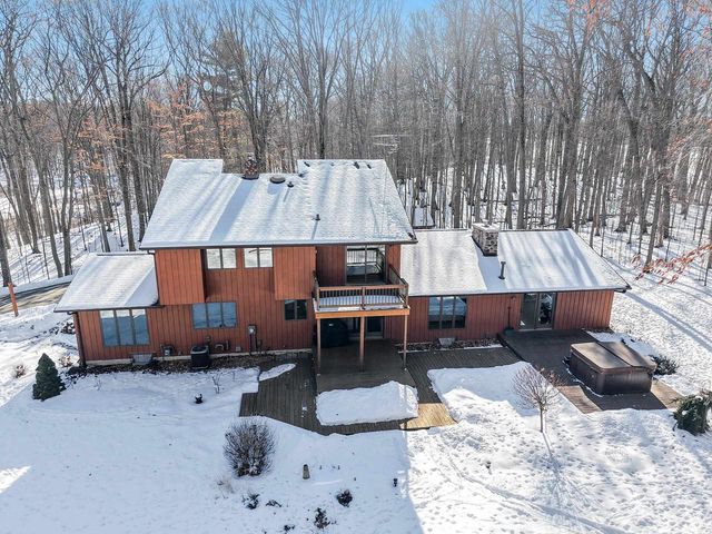 4331 PITTCO ROAD, Green Bay, WI 54313