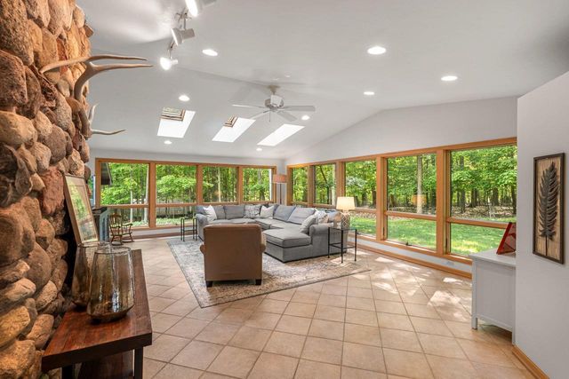 4331 PITTCO ROAD, Green Bay, WI 54313