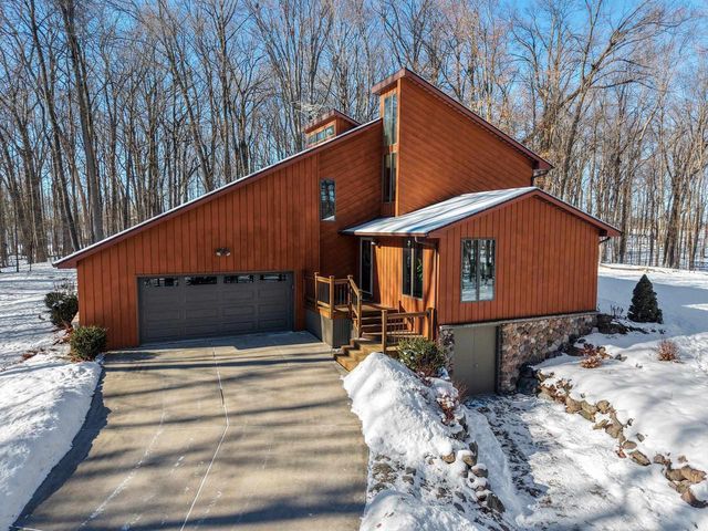 4331 PITTCO ROAD, Green Bay, WI 54313