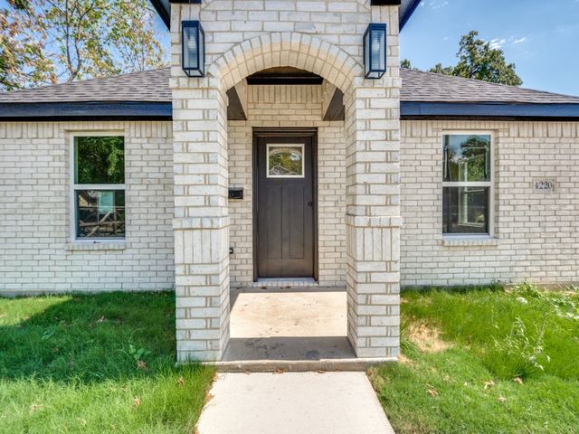 4220 Hamilton Avenue, Dallas, TX 75210