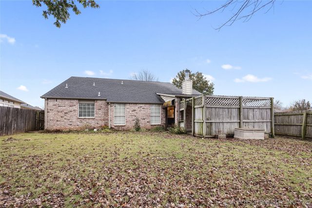 7440 S 94th East Avenue, Tulsa, OK 74133