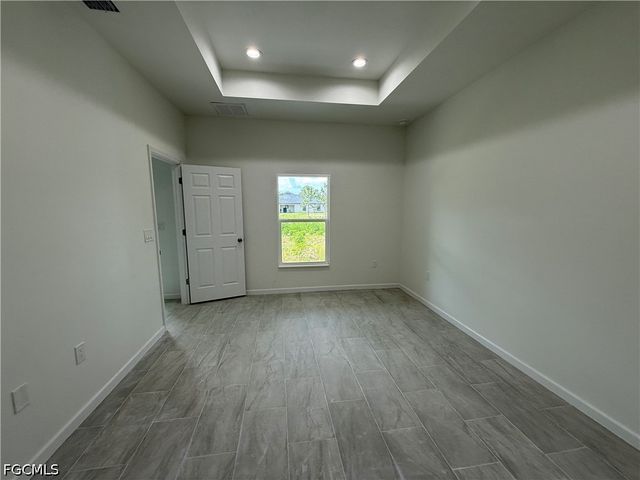 2809 Darlene PL, Lehigh Acres, FL 33971