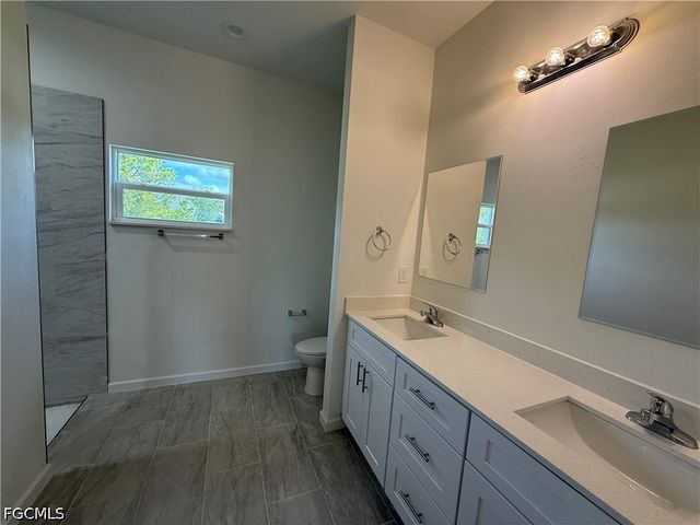 2809 Darlene PL, Lehigh Acres, FL 33971