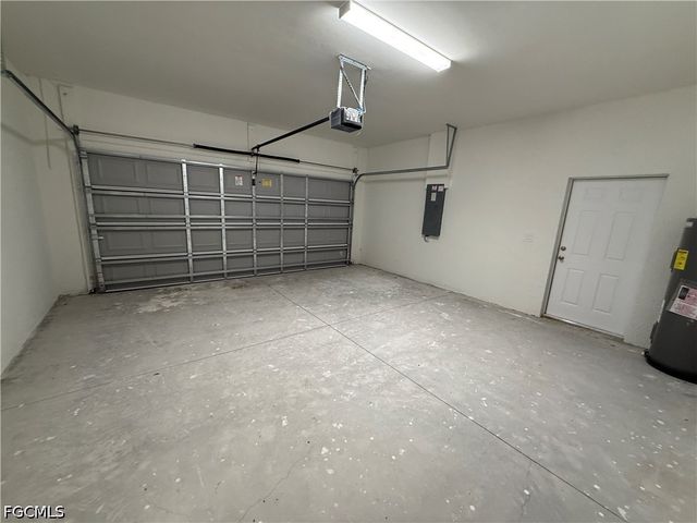 2809 Darlene PL, Lehigh Acres, FL 33971