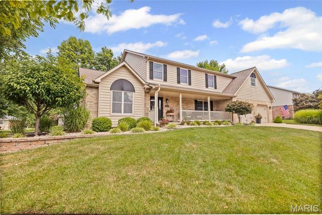 315 Lake Forest Drive, Belleville, IL 62220
