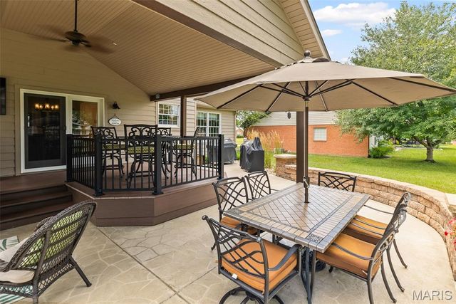 315 Lake Forest Drive, Belleville, IL 62220