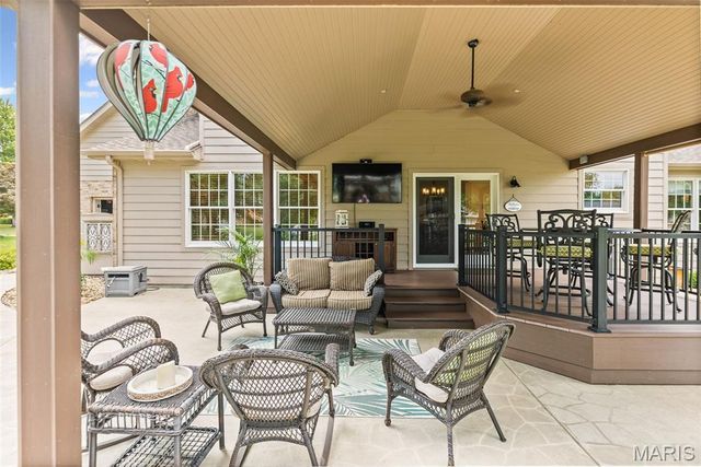 315 Lake Forest Drive, Belleville, IL 62220