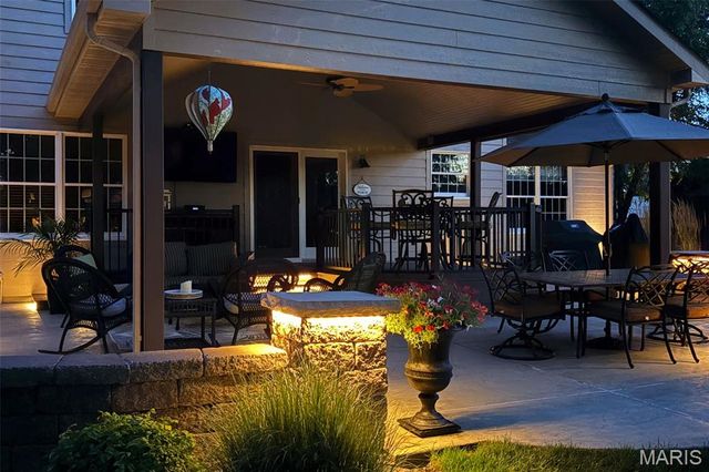 315 Lake Forest Drive, Belleville, IL 62220