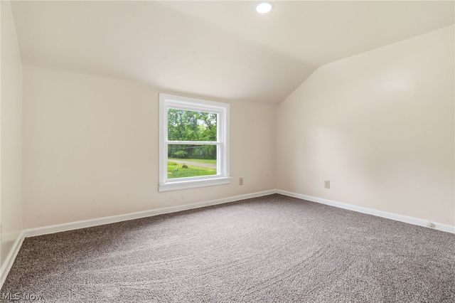 445 Oak Avenue, Alliance, OH 44601