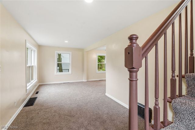 445 Oak Avenue, Alliance, OH 44601