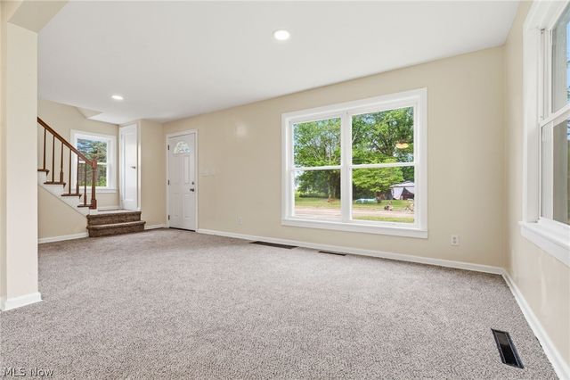 445 Oak Avenue, Alliance, OH 44601