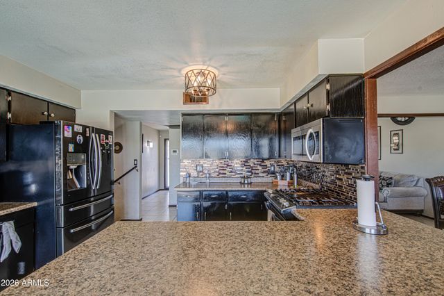 4306 W CLAREMONT Street, Glendale, AZ 85301