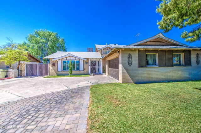 4306 W CLAREMONT Street, Glendale, AZ 85301