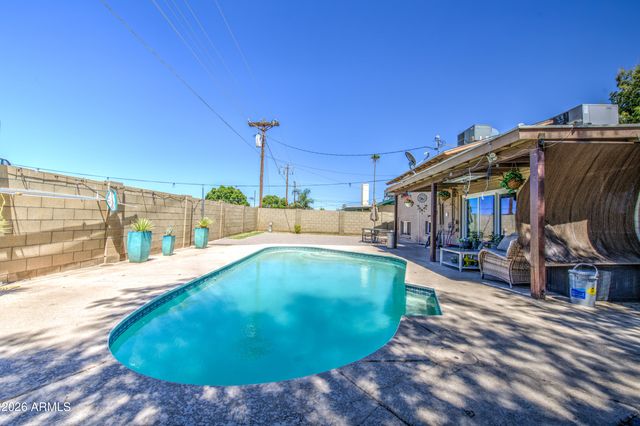 4306 W CLAREMONT Street, Glendale, AZ 85301