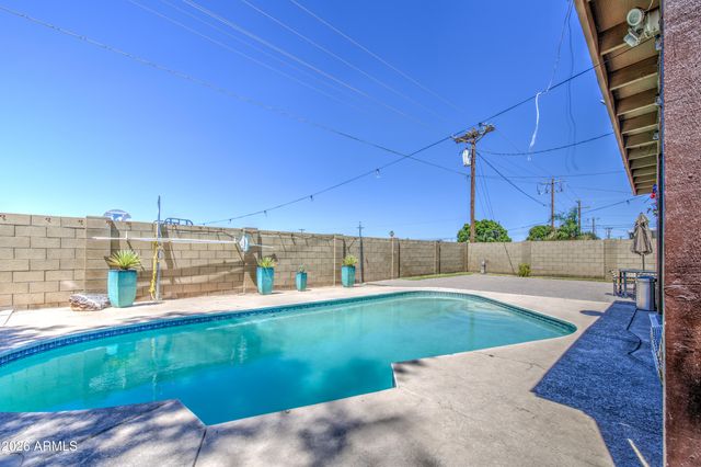 4306 W CLAREMONT Street, Glendale, AZ 85301