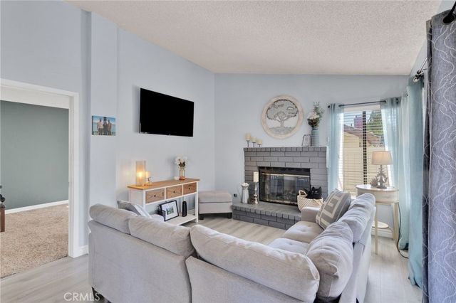 13577 Buena Vista Drive, Hesperia, CA 92344