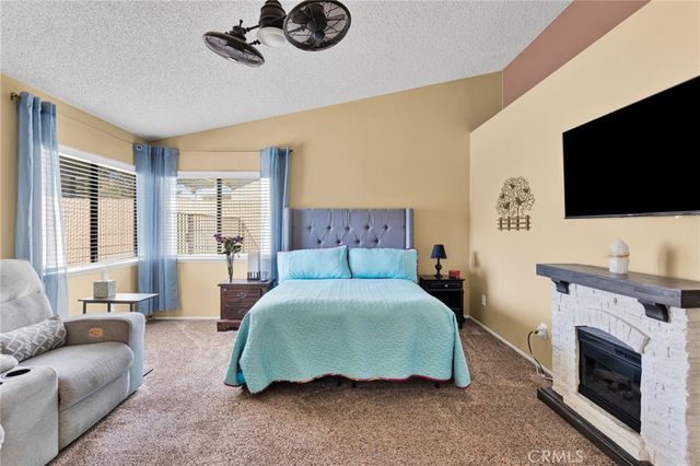 13577 Buena Vista Drive, Hesperia, CA 92344