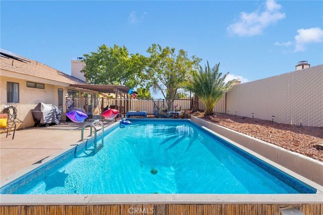 13577 Buena Vista Drive, Hesperia, CA 92344