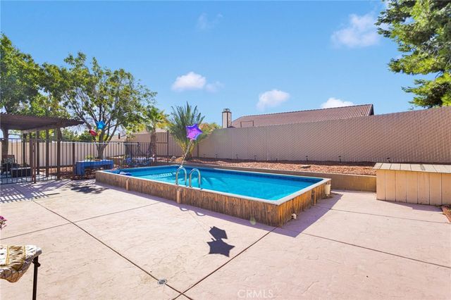 13577 Buena Vista Drive, Hesperia, CA 92344