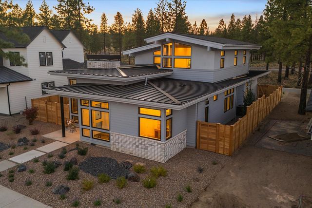 3334 NW Leavitt Lane Lot 265, Bend, OR 97703