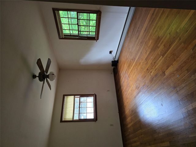 34 Pine Court, Middletown, NY 10941