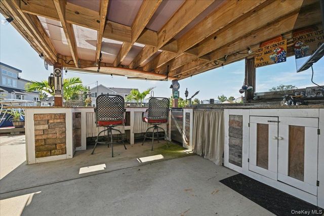 632 Arthur Street, Baldwin, NY 11510