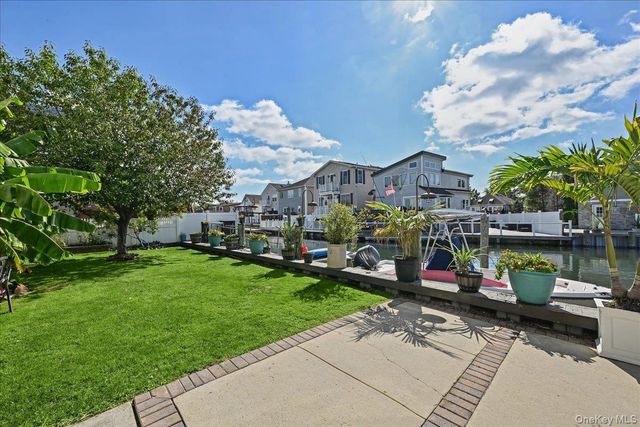 632 Arthur Street, Baldwin, NY 11510