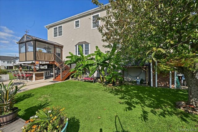 632 Arthur Street, Baldwin, NY 11510