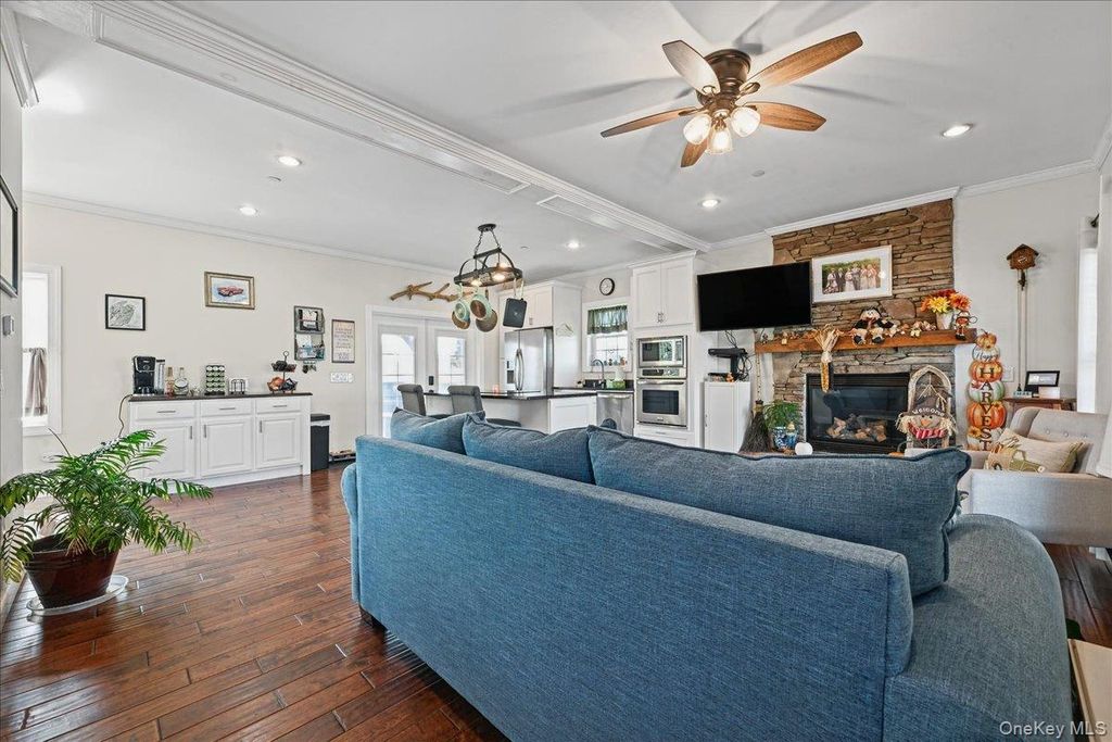 632 Arthur Street, Baldwin, NY 11510 — photo 5