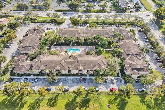 7085 Nova Drive 226, Davie, FL 33317