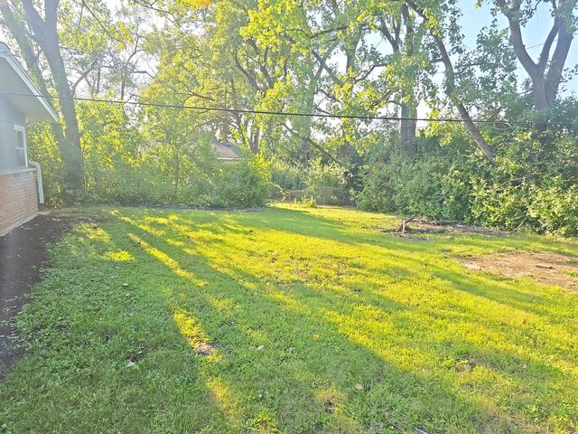 138 Algonquin Street, Park Forest, IL 60466